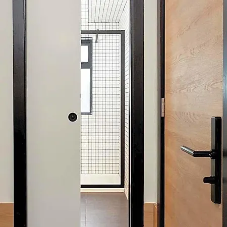 The Snug Townhouse Ξενοδοχείο