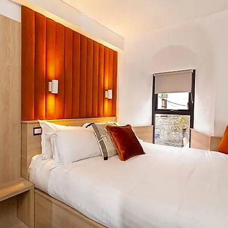 The Snug Townhouse Ξενοδοχείο 3*