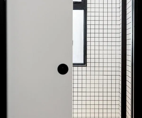 Hotel The Snug Townhouse