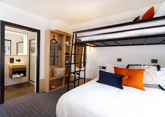 The Snug Townhouse Hotel 3*