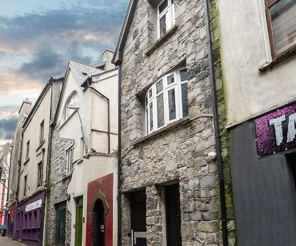 Hotel The Snug Townhouse 3*