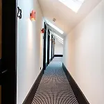 The Snug Townhouse فندق غالواي