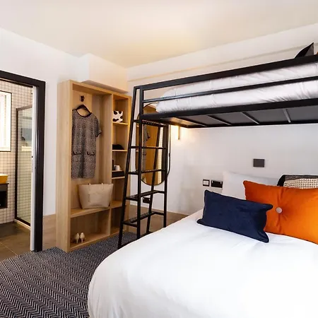 The Snug Townhouse 酒店 3*